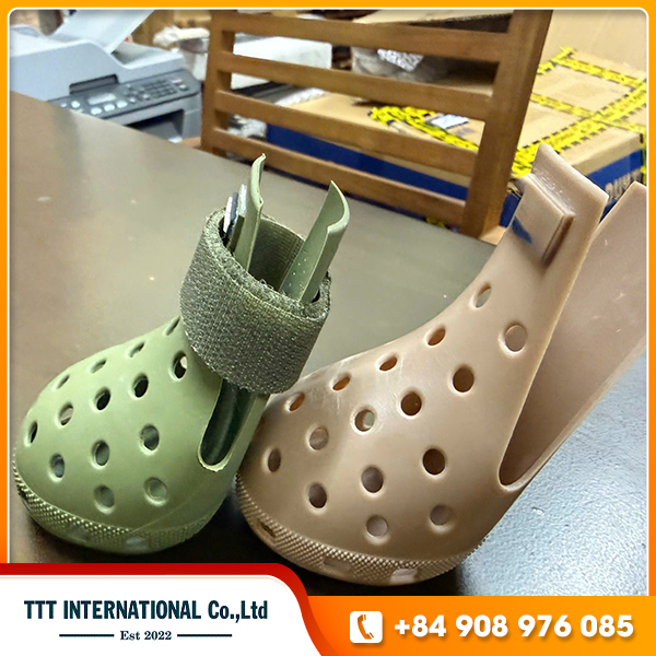Summer rubber shoes dog